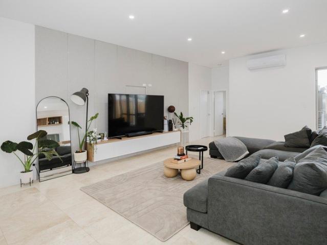 House for sale in Ballajura, City of Swan