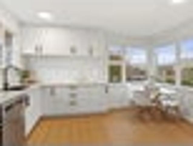 House for sale in Chaslands, Canterbury