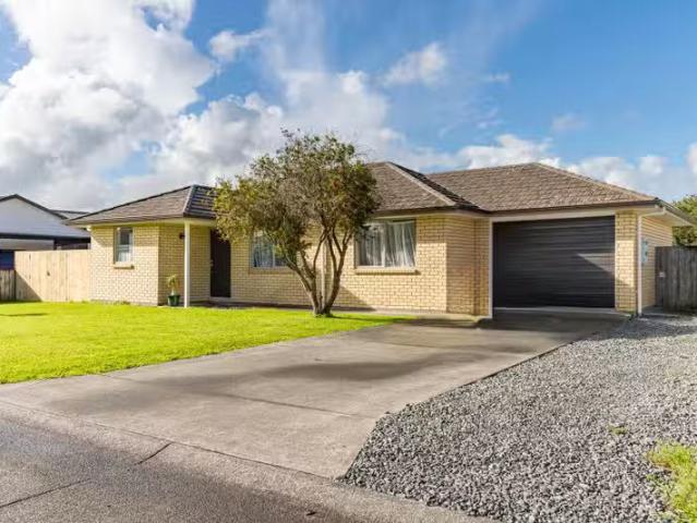 House for sale in Owhata, Oroua County
