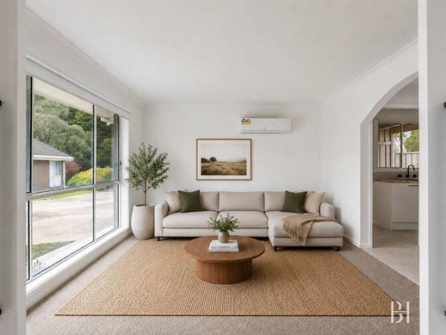Apartment for sale in Kilmore, Victoria