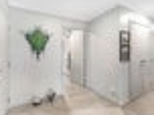 House for sale in Takaro