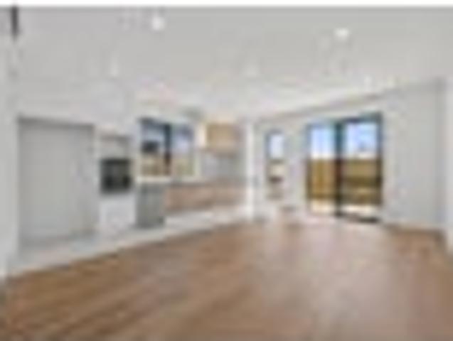 Townhouse for sale in Awhitu