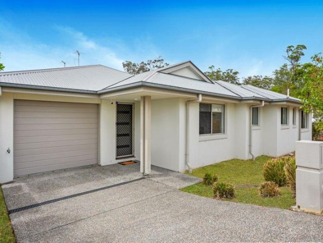 Duplex for sale in Pimpama, Gold Coast City