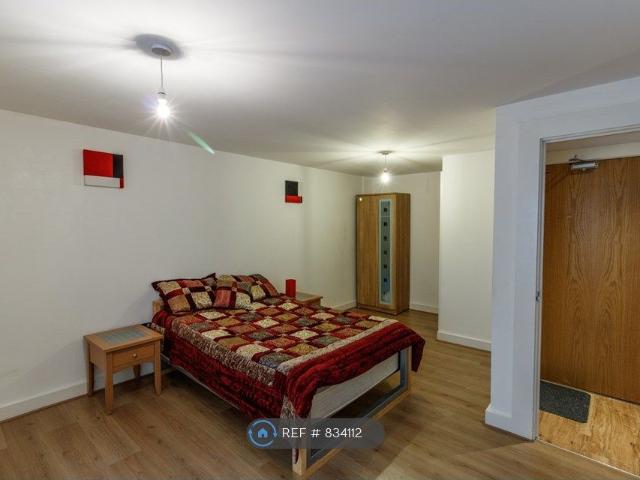 Apartment for rent in City Centre, Salford