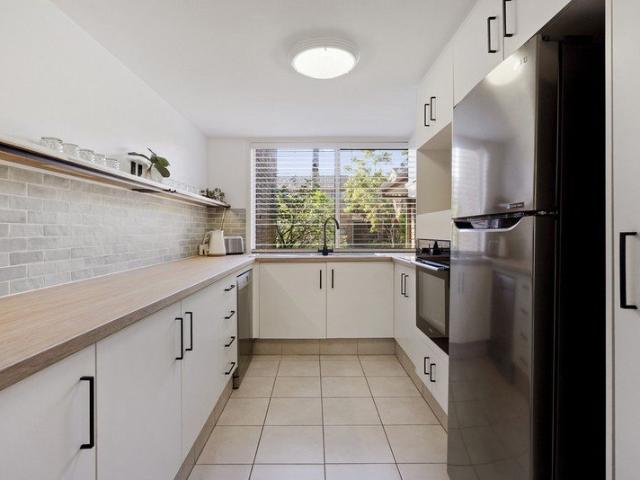 Townhouse for sale in Banora Point, New South Wales