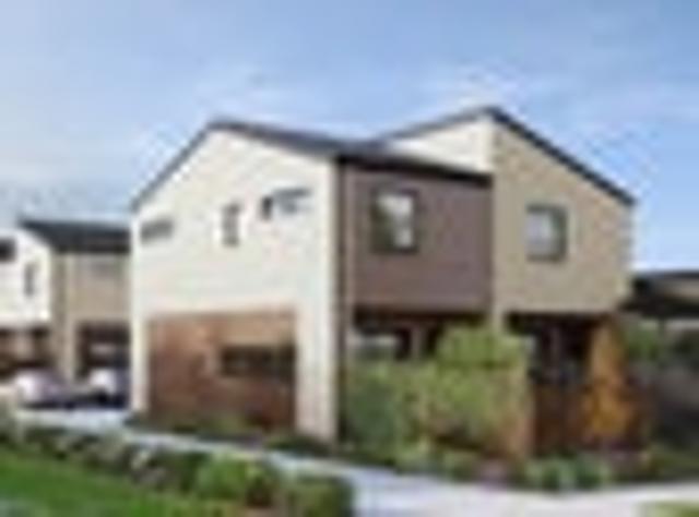 Townhouse for sale in Edgeware
