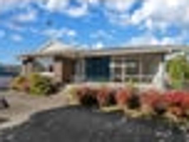 House for sale in Pakuranga Heights, Howick