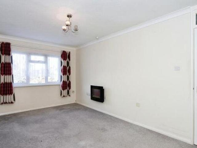 House for sale in Fishersgate, West Sussex