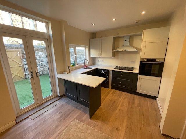 House for rent in Calderstones