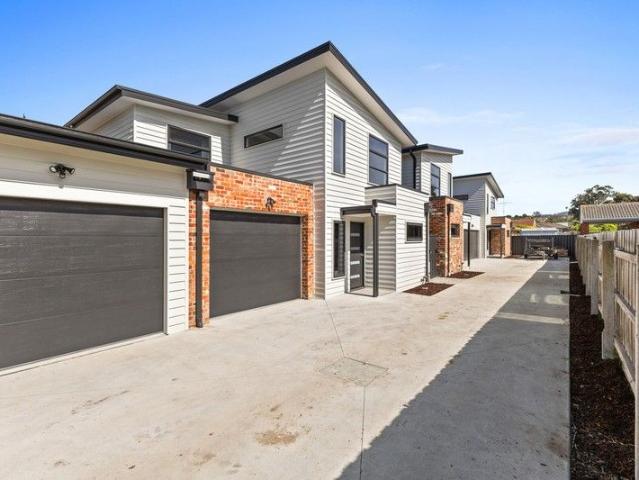 Apartment for sale in Coalville, Victoria