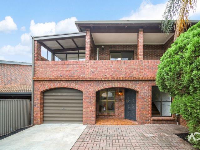 Townhouse for sale in Horseshoe Creek, South Australia