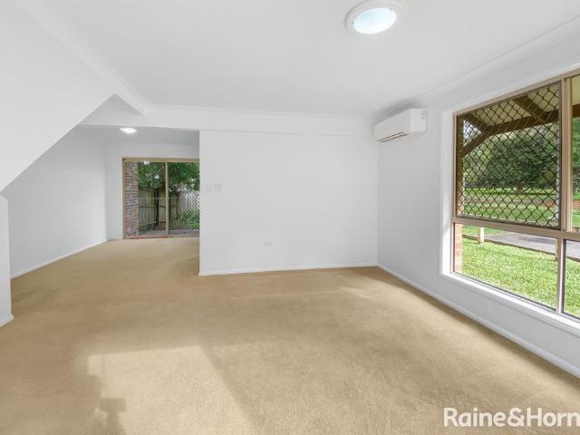 Townhouse for rent in Toombul, Queensland