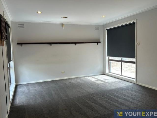 House for rent in Fountain Gate, Melbourne
