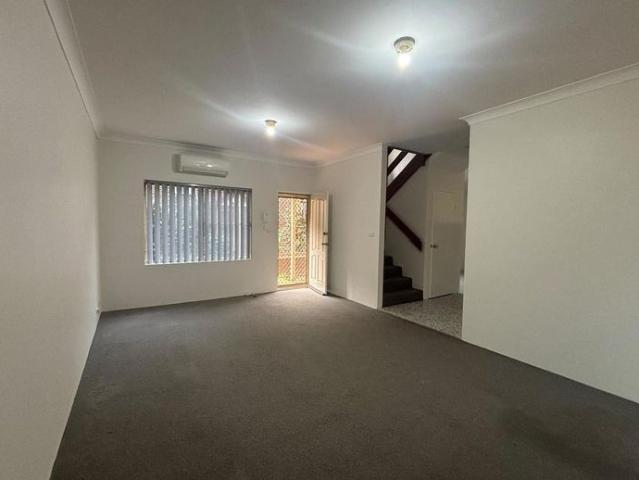 Townhouse for rent in Sydney, New South Wales