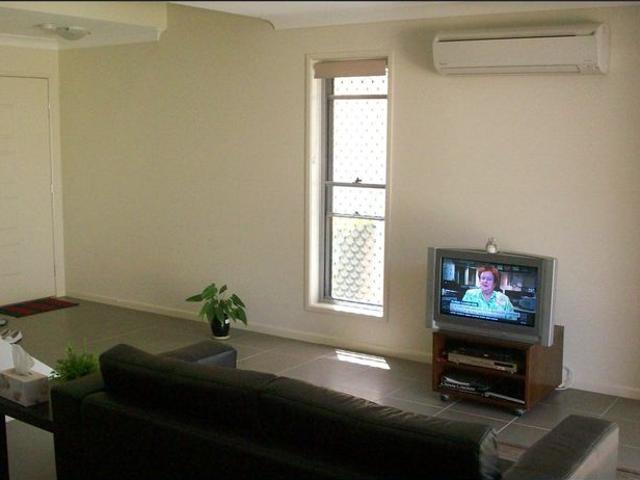 Townhouse for rent in Toombul, Queensland