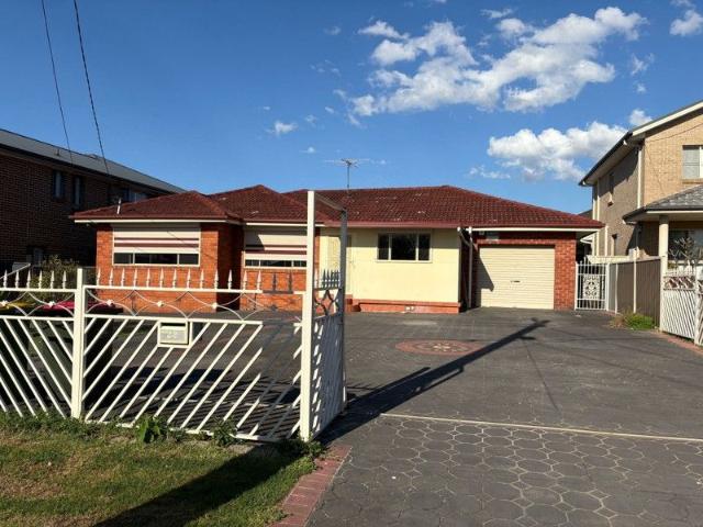 House for rent in Canley Heights, New South Wales