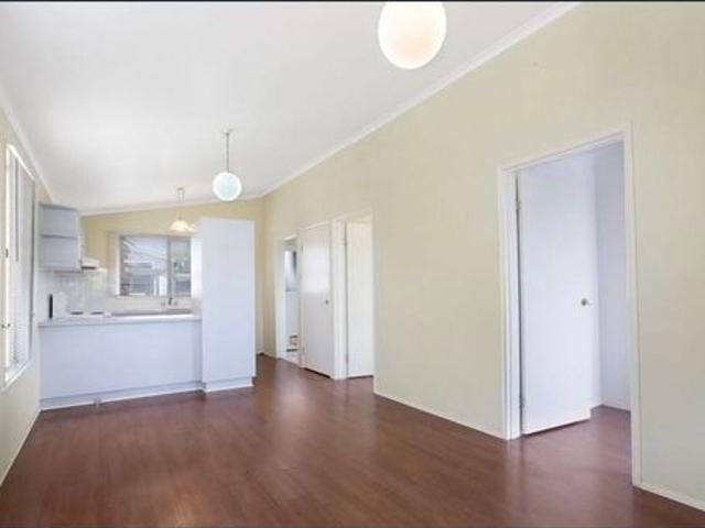 House for rent in Wollongong West, New South Wales