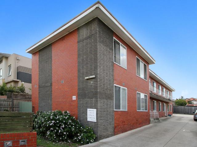 Apartment for rent in Thornbury, Melbourne