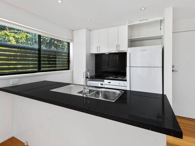 Townhouse for rent in Camerons Creek, Victoria