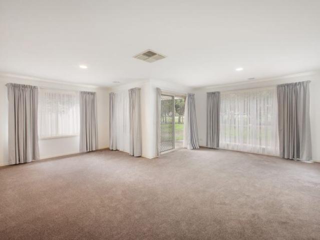 House for rent in West Wodonga, Victoria
