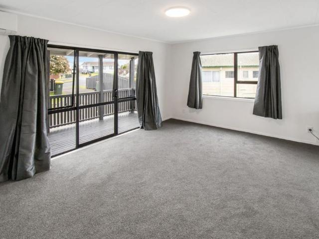House for rent in Manurewa, Oroua County