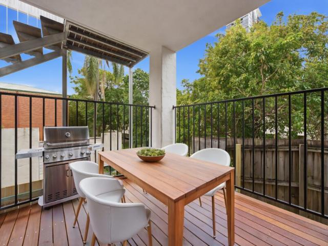 Apartment for rent in Toombul, Queensland