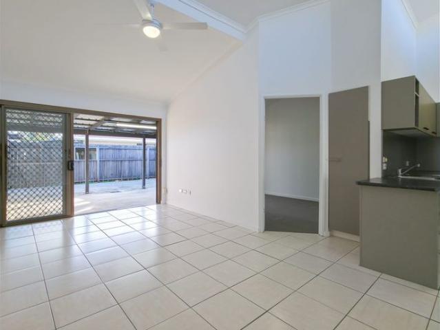 Apartment for rent in Kings Creek, Queensland