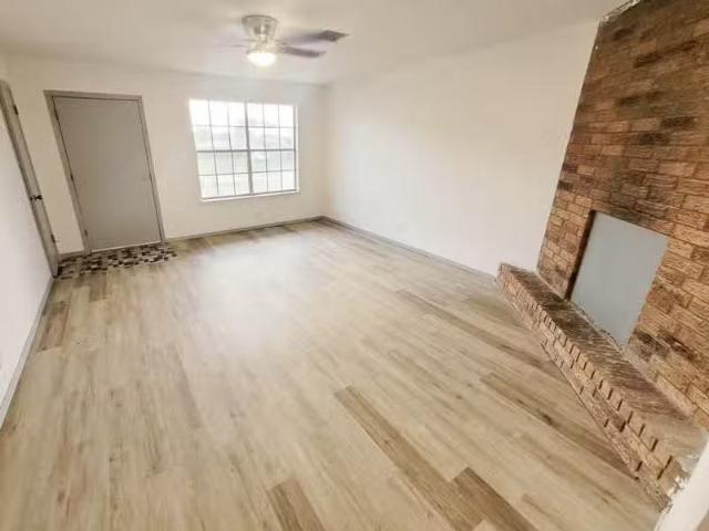 Condo for rent in Shawnee