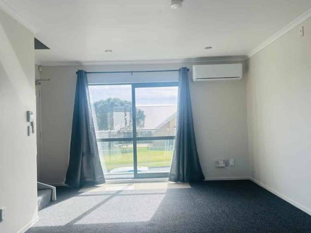 Townhouse for rent in Manurewa, Oroua County