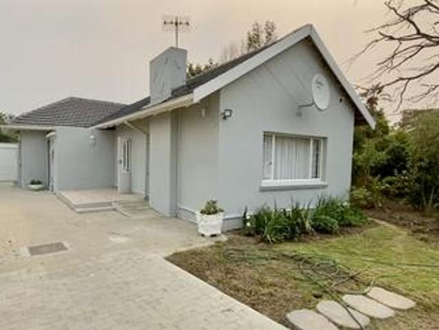 House for rent in Longdown Estate, Somerset West