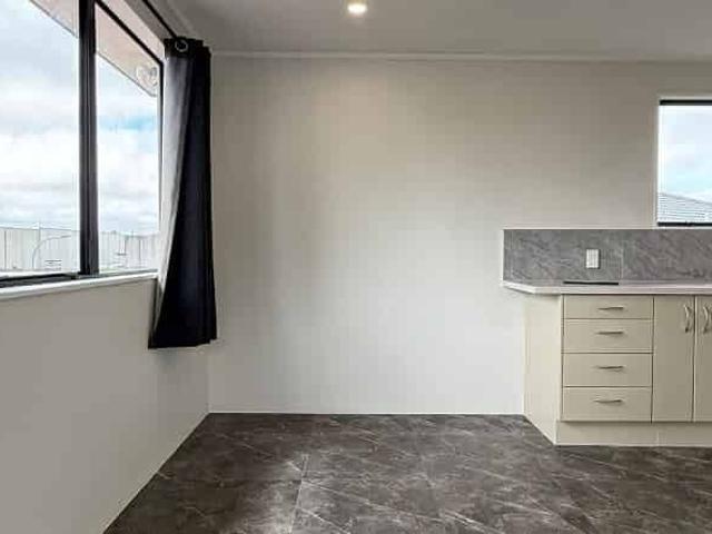 House for rent in Manurewa, Oroua County