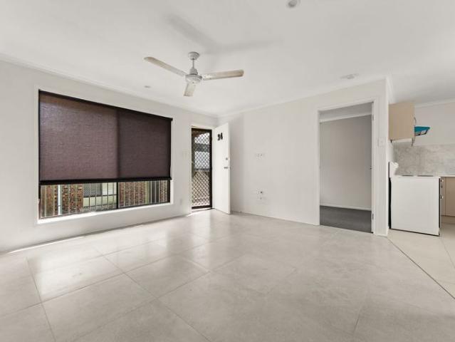 Townhouse for rent in Toombul, Queensland