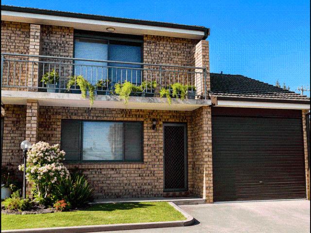 Townhouse for rent in Sydney, Liverpool City Council