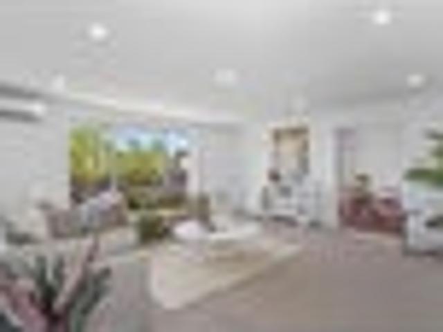 House for sale in Chaslands, Canterbury