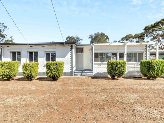 House for rent in Davoren Park, Adelaide