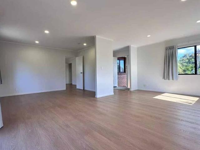 House for rent in Howick, Oroua County