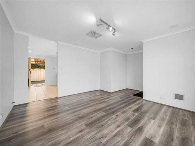 House for rent in Seville Grove, Western Australia