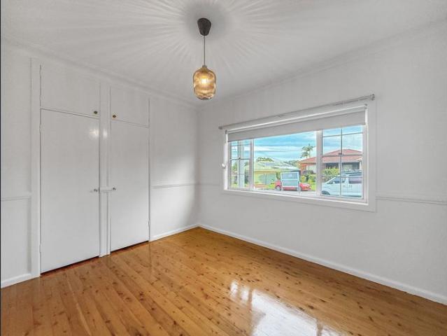 House for rent in Wollongong West, New South Wales