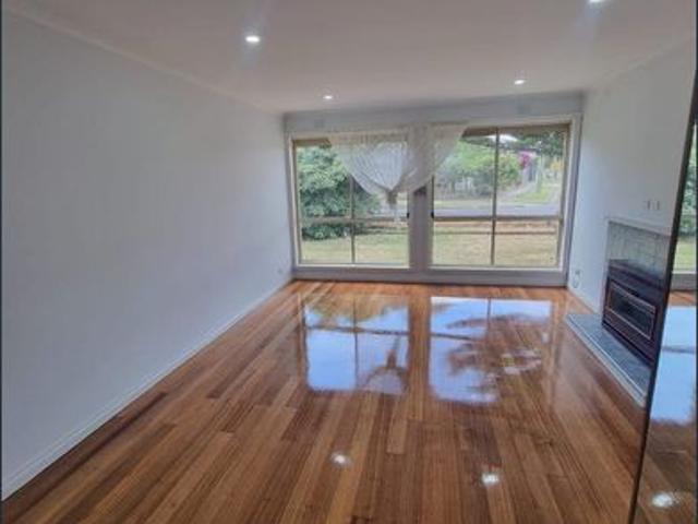 House for rent in Dallas, Melbourne