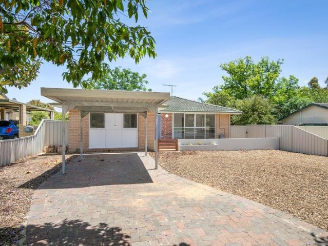 House for rent in High Wycombe, Western Australia