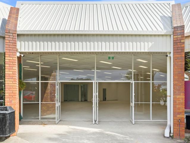 Retail for rent in Toombul, Queensland