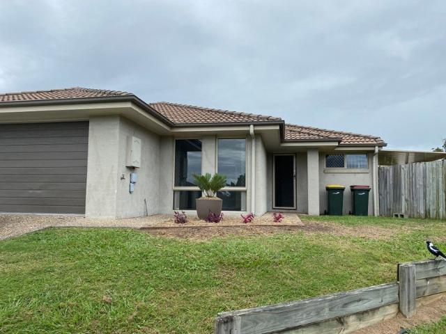 Duplex for rent in Kallangur, Greater Brisbane