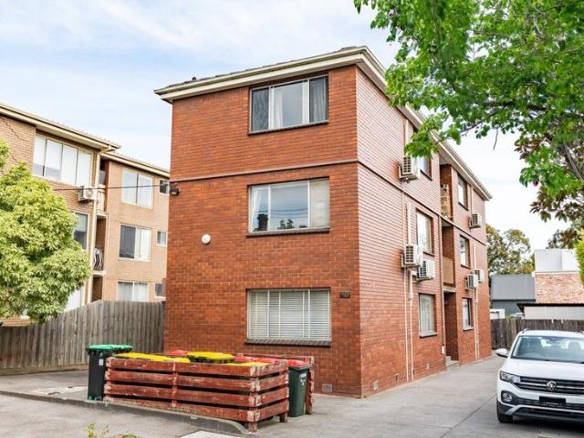 Apartment for rent in Newmarket, Melbourne