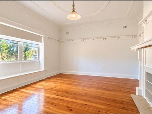 House for rent in Parkes, Parkes Shire Council