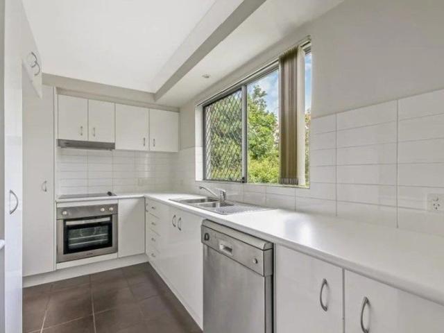 Apartment for rent in Toombul, Queensland