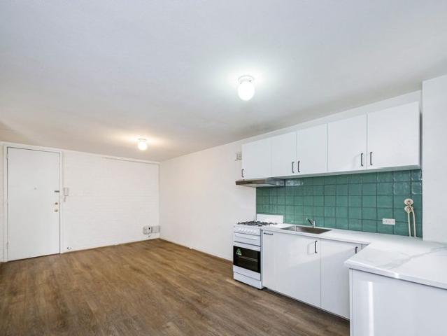 Apartment for rent in East Victoria Park, Western Australia