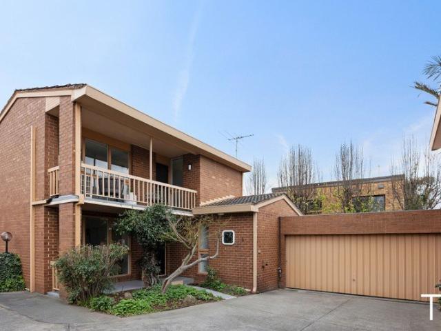 Townhouse for sale in Camerons Creek, Victoria