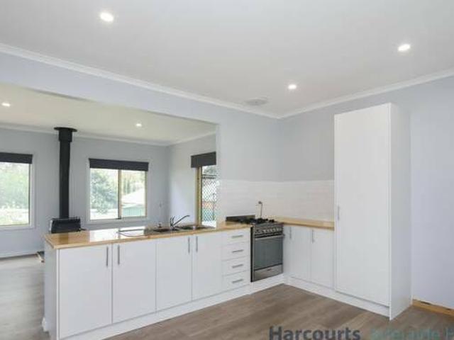 House for rent in Mount Barker, South Australia