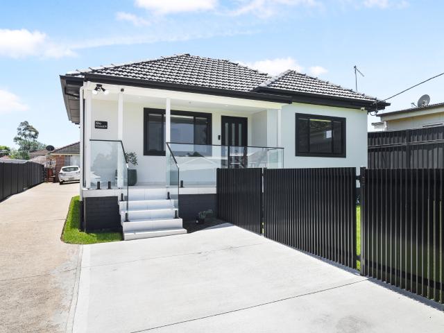 House for rent in Guildford West