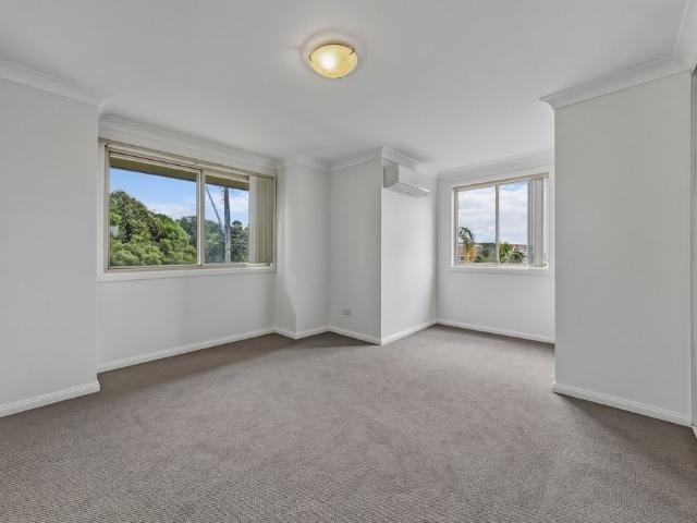 Townhouse for rent in Sydney, New South Wales